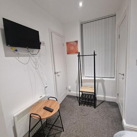Beautiful Double Bedroom Liverpool Exteriör bild